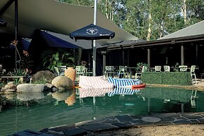 Coral Beach Lodge