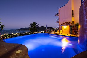 Sea Star Apartments