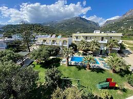 Manolis Apartments