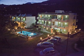 Manolis Apartments