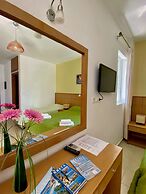 Manolis Apartments