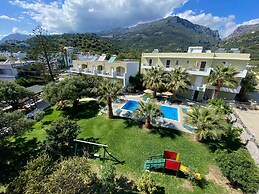 Manolis Apartments