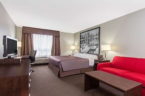 Super 8 by Wyndham Red Lake ON