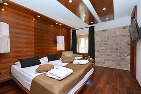 Heritage Jupiter Luxury Hotel