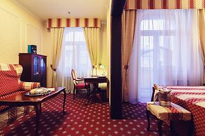 Hotel Na Kazachyem