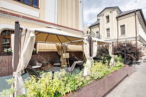 Hotel Na Kazachyem