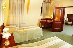 Hotel Na Kazachyem
