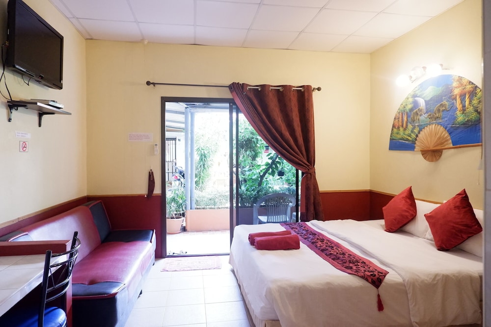 Airport Overnight Hotel