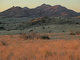 Corona Guest Farm
