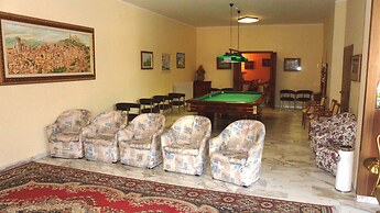 Hotel Reali
