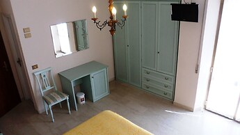 Hotel Reali