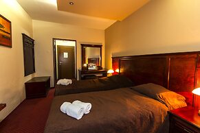 Petrus Hotel