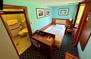 Hotel Benaco