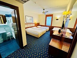 Hotel Benaco