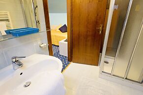 Hotel Benaco