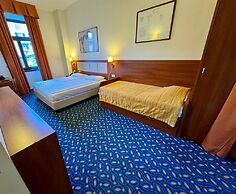 Hotel Benaco