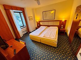 Hotel Benaco
