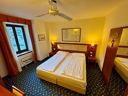 Hotel Benaco