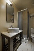 Orient Queen Homes