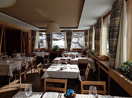 Hotel Pedretti