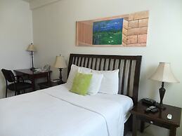 Grooms Beach Villa & Resort