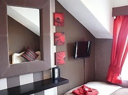 Delovely Hotel
