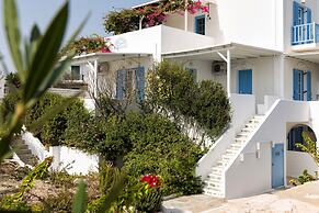 Tarsa Studios & Apartments