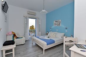 Tarsa Studios & Apartments