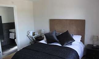 The Manifold Inn
