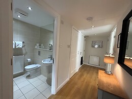 Tolbooth Apartments