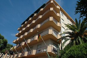 Solidago Hotel