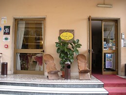 Solidago Hotel
