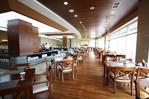 Raon Hotel & Resort