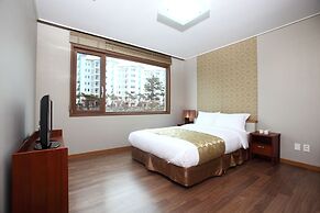 Raon Hotel & Resort