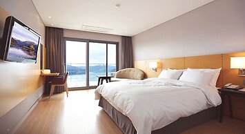 Asia Lakeside Hotel