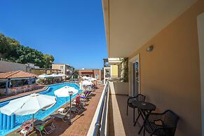 Porto Kalamaki Hotel