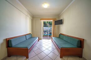 Porto Kalamaki Hotel