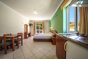 Porto Kalamaki Hotel