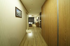 The Hotel Yeong Jong