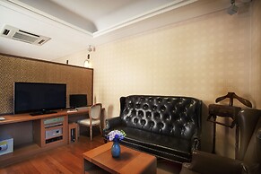 Polaris Hotel