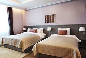 Polaris Hotel