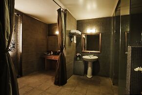 Polaris Hotel