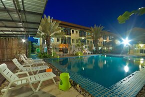 Season Palace Huahin Hotel