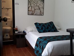 Central House Hotel