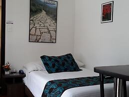 Central House Hotel