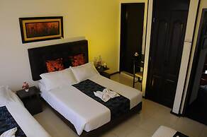 Central House Hotel