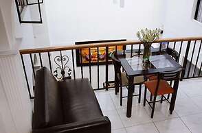 Central House Hotel