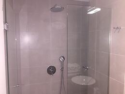 Ansi Apartments