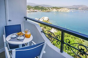 Ansi Apartments