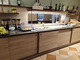 Hotel Leano